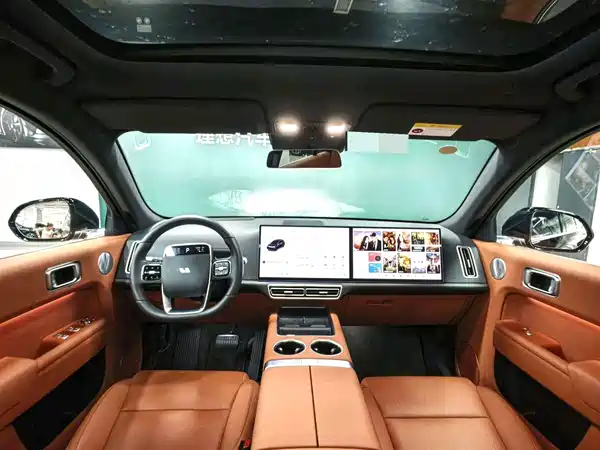 Li Auto L7 2025