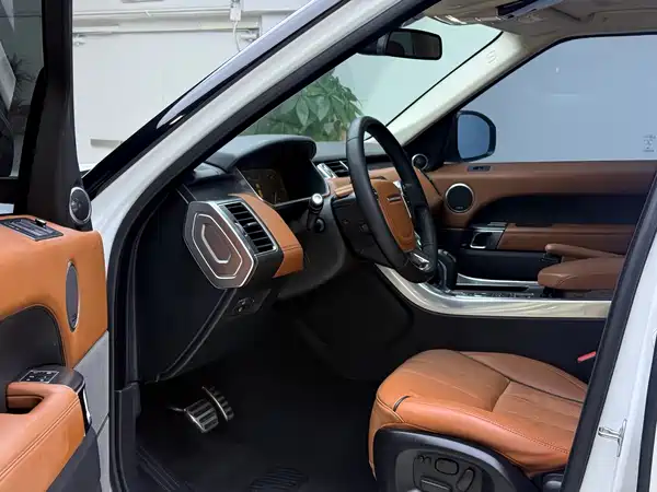 Land Rover Range Rover Sport 2014