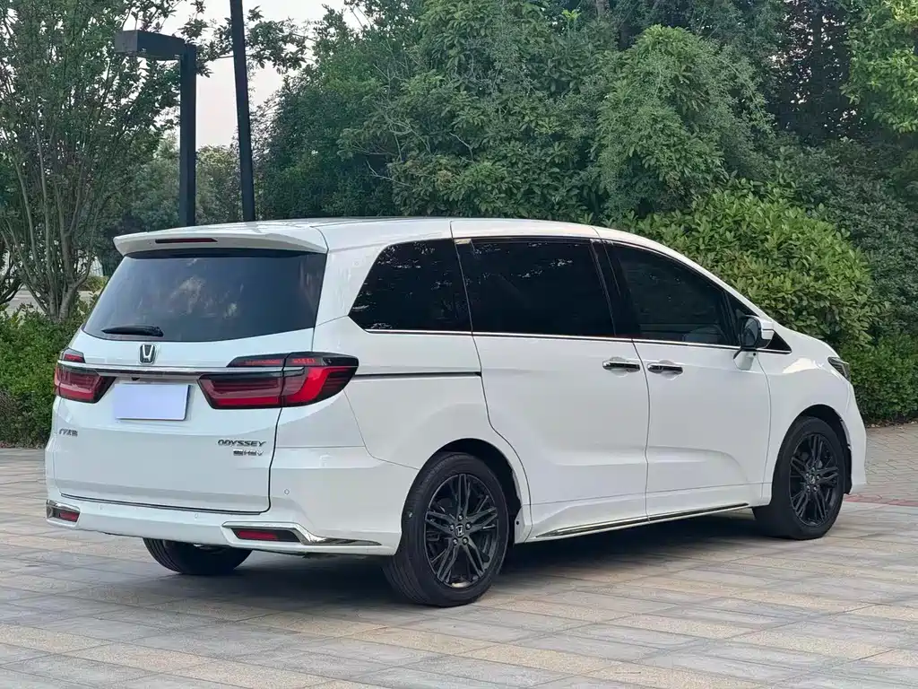 Honda Odyssey 2022 — фото 15