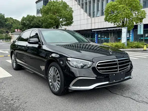 Mercedes-Benz E-Class 2023