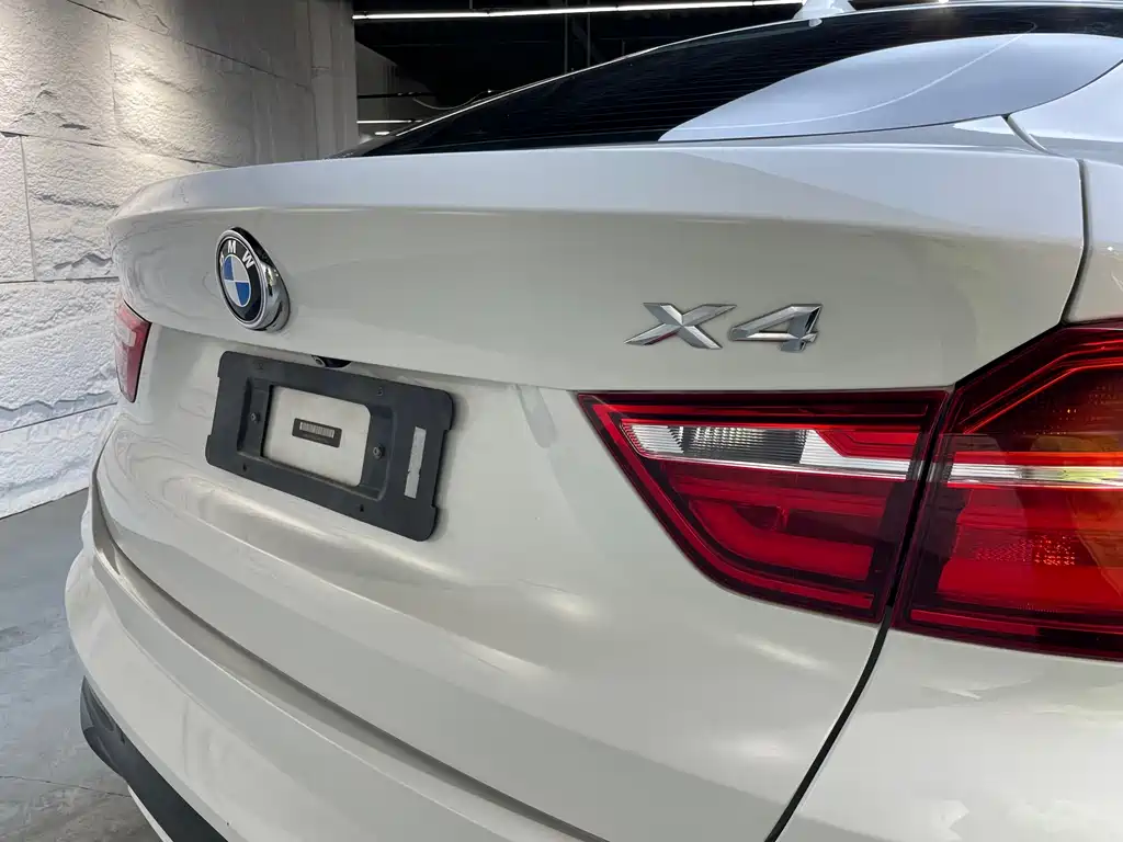 BMW X4 2017 — фото 18