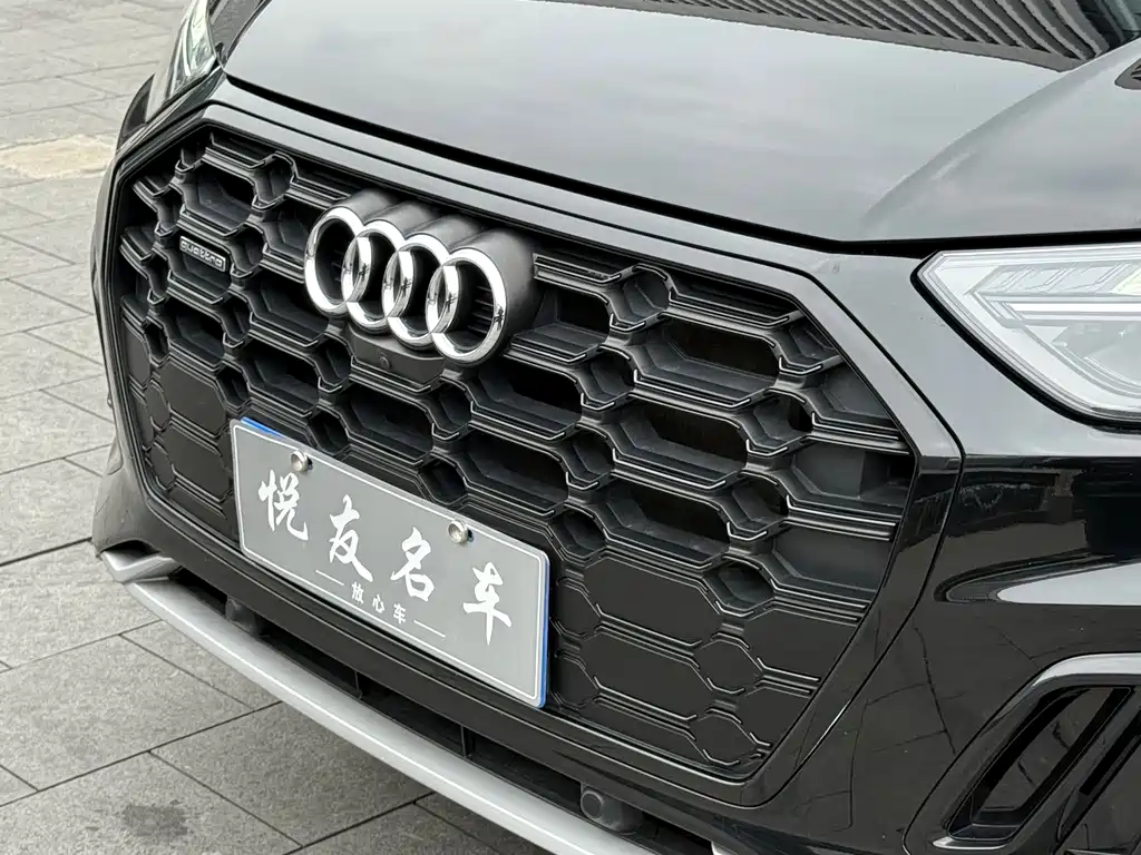 Audi Q5L 2024 — фото 6