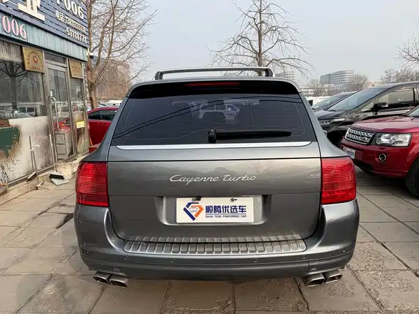 Porsche Cayenne 2005