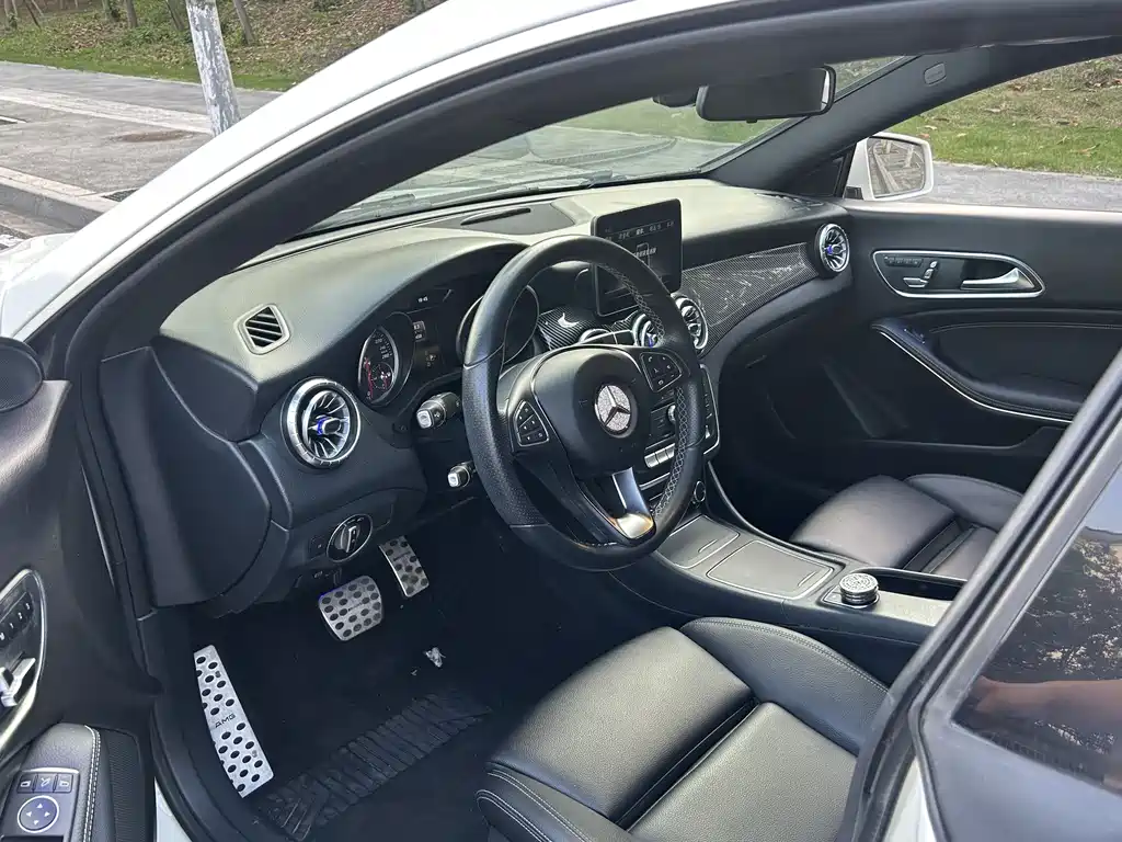 Mercedes-Benz CLA 2017 — фото 15