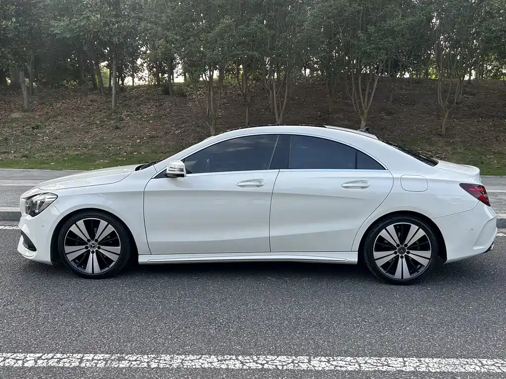 Mercedes-Benz CLA 2017 — фото 19