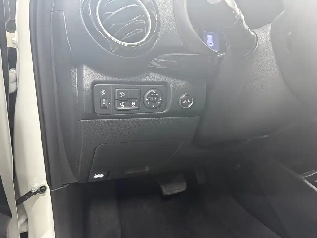 Kia KX1 2023 — фото 18