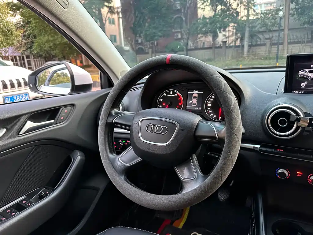 Audi A3 2015 — фото 16
