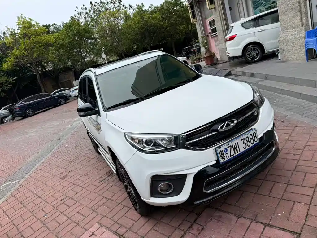 Chery Tiggo 3 2018 — фото 2