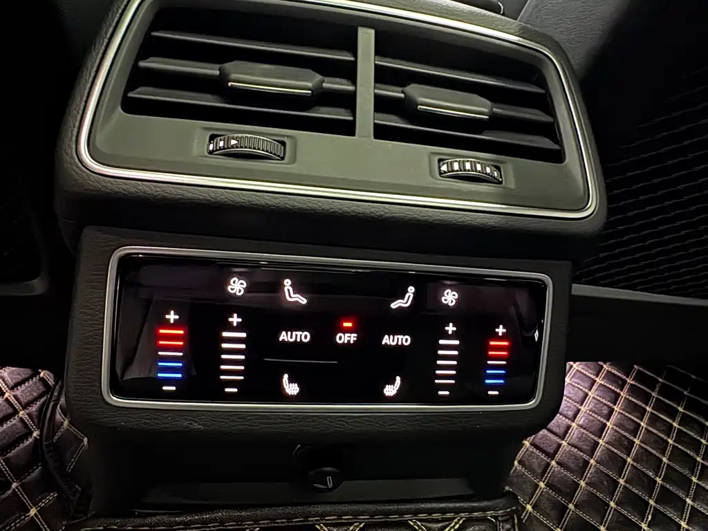Audi A6L 2021 — фото 11