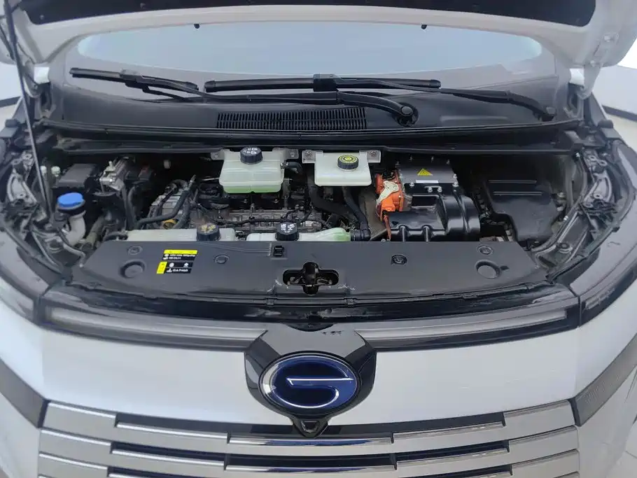 GAC Trumpchi E8 PHEV 2024 — фото 10