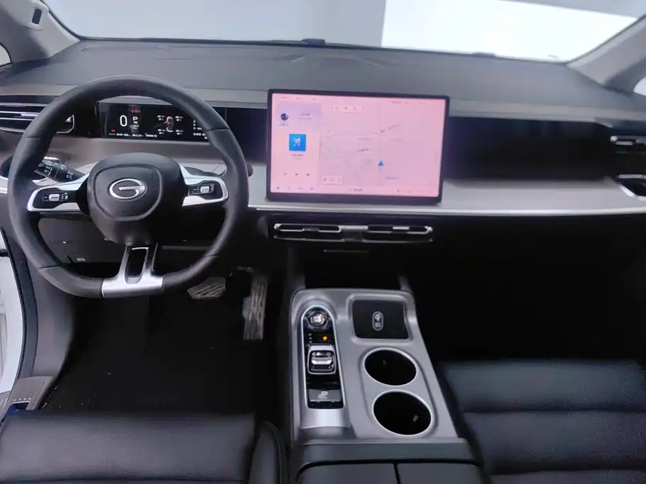 GAC Trumpchi E8 PHEV 2024 — фото 12