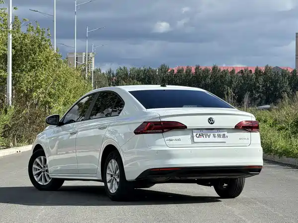 Volkswagen Bora 2022