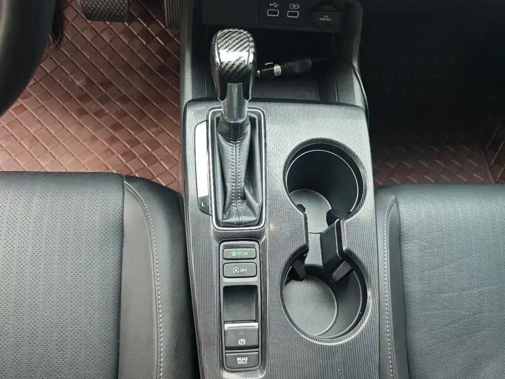 Honda Civic 2023 — фото 17