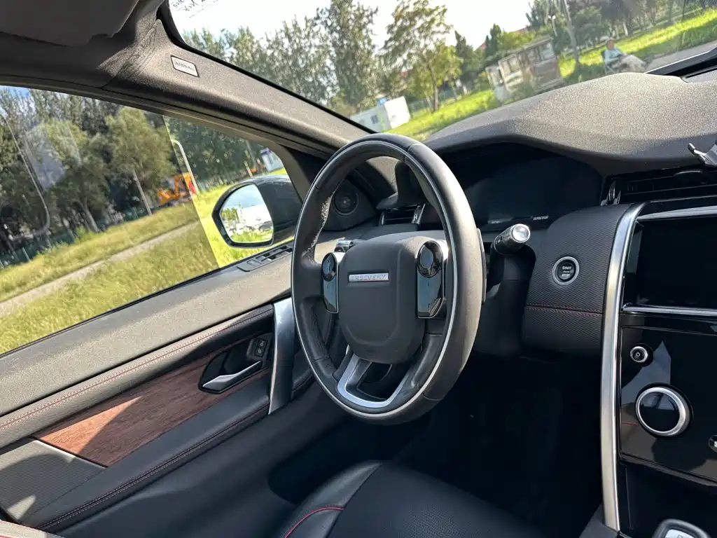 Land Rover Discovery Sport 2021 — фото 18