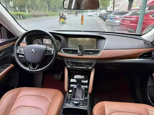 Borgward BX7 2019