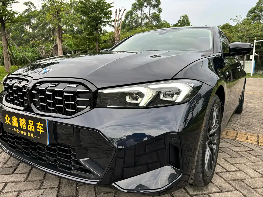 BMW 3 Series 2023 — фото 17