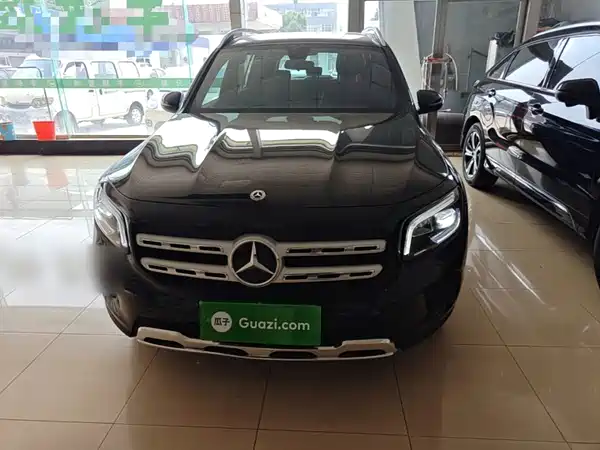 Mercedes-Benz GLB 2023