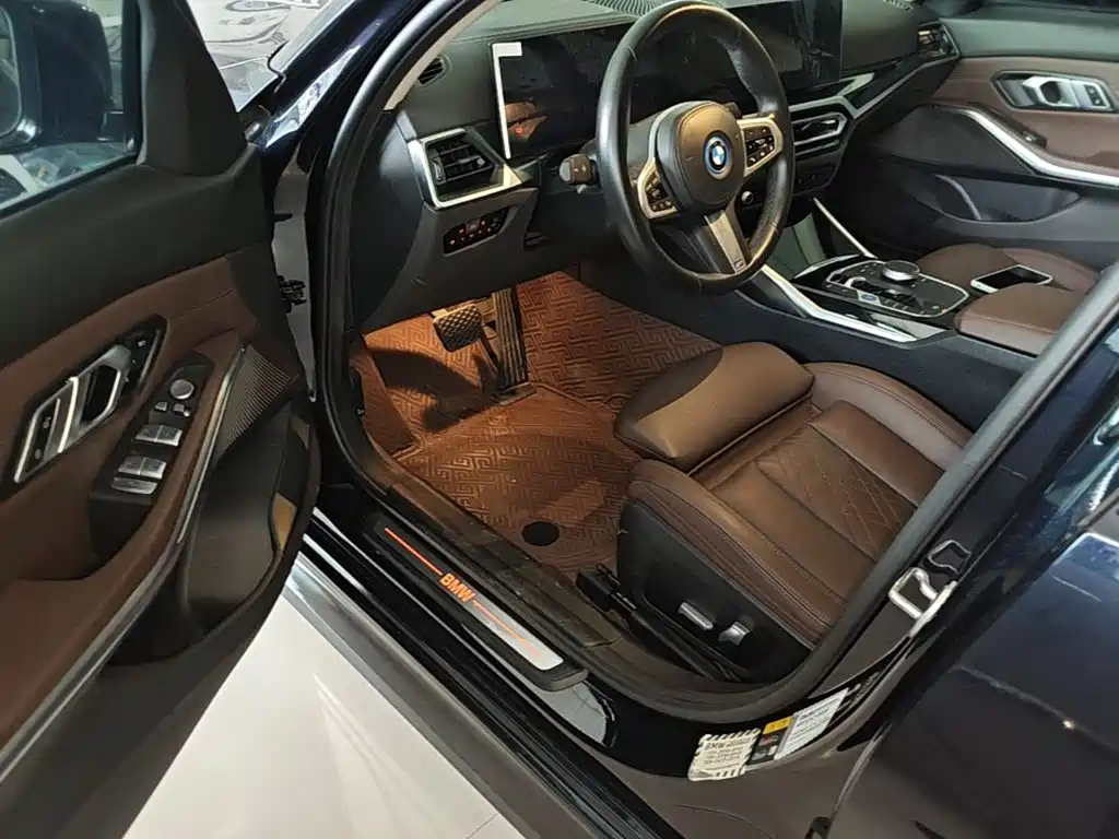 BMW i3 2023 — фото 16