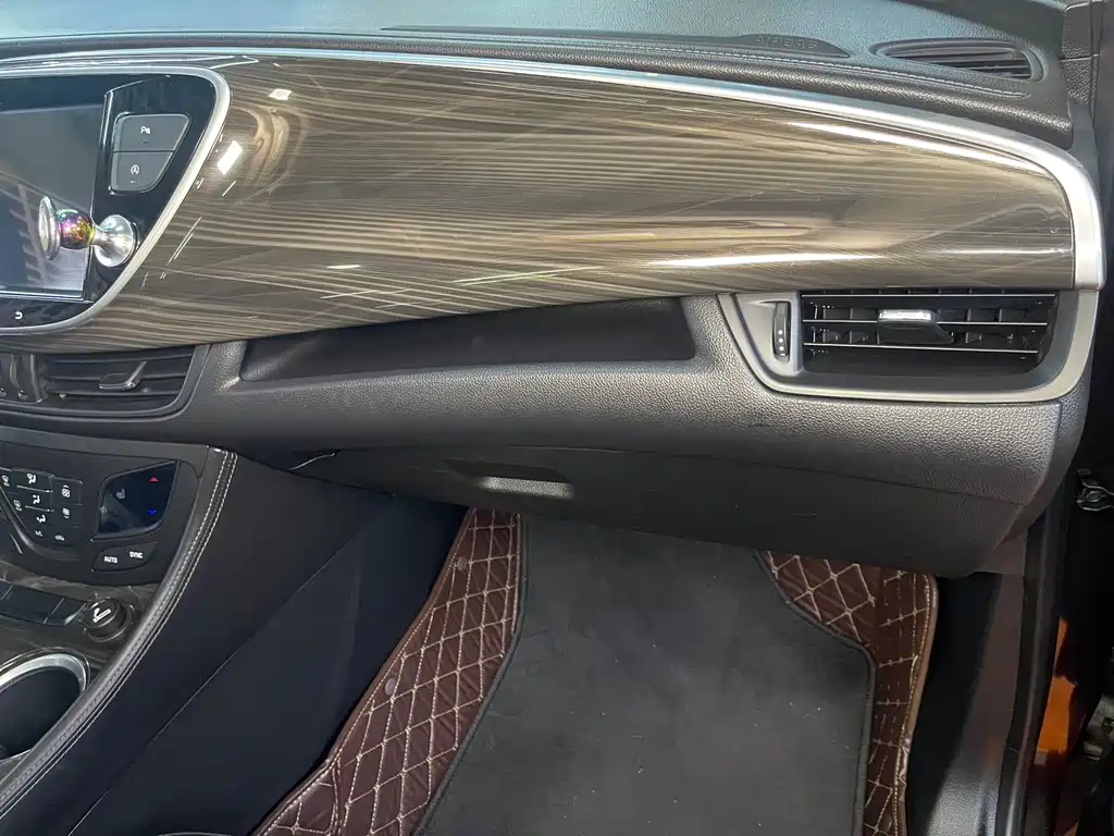 Buick Envision Plus 2020 — фото 17