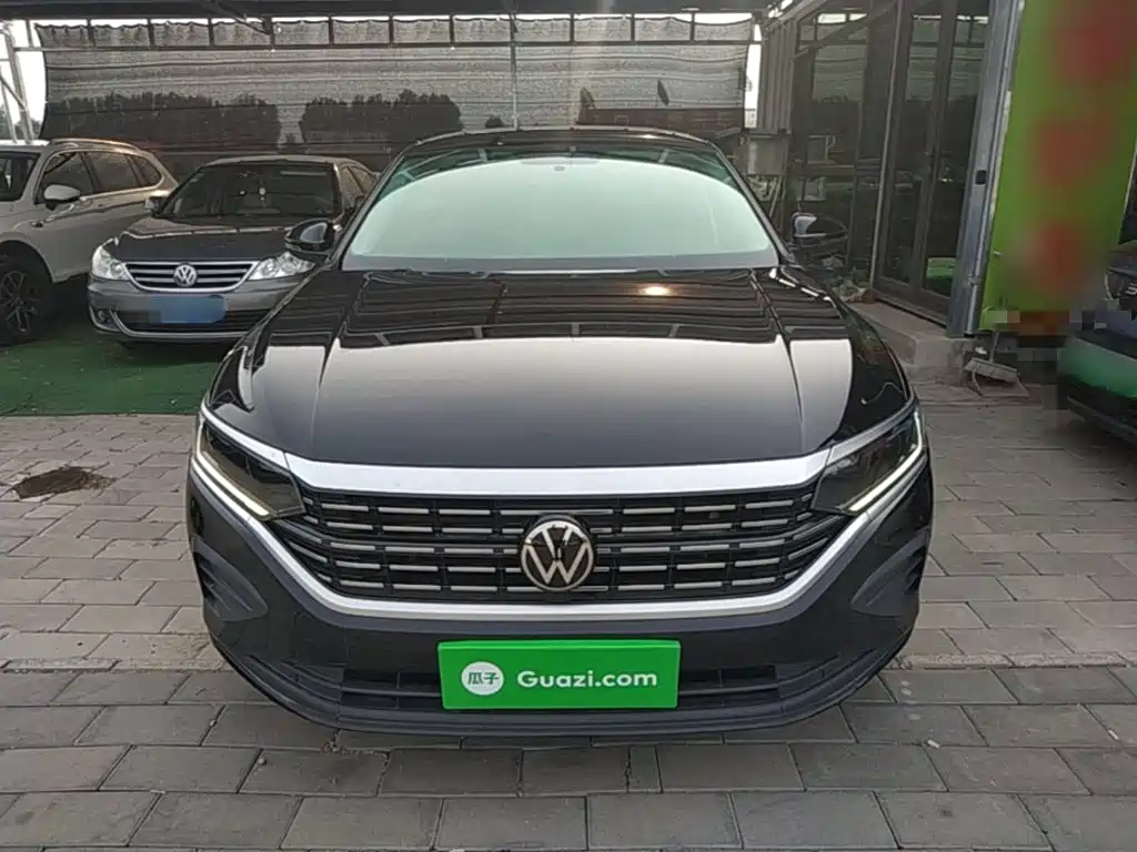 Volkswagen Passat 2024