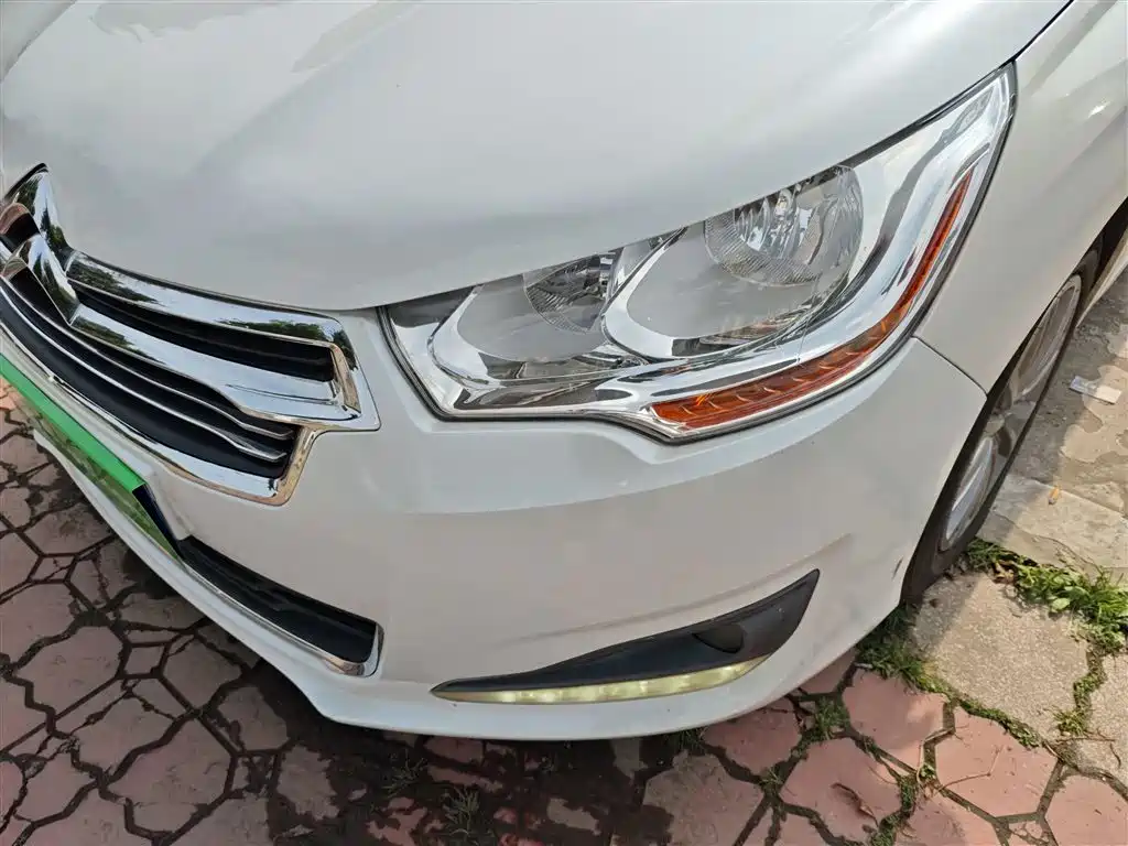 Citroen C4L 2015 — фото 24