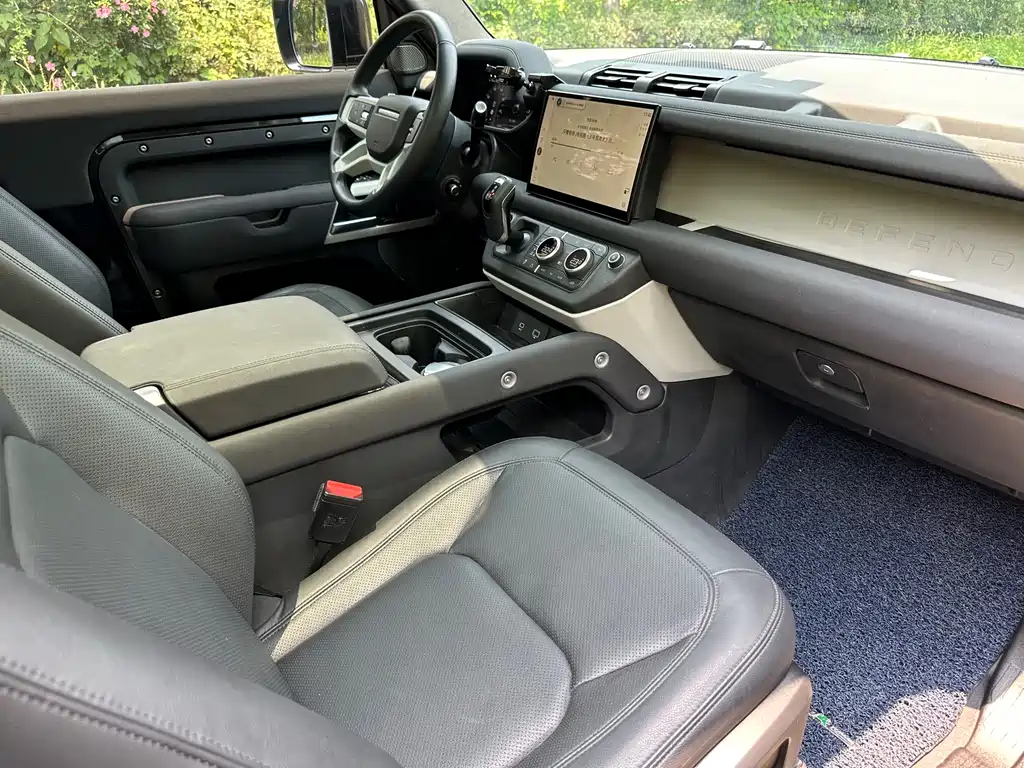 Land Rover Defender 2022 — фото 4