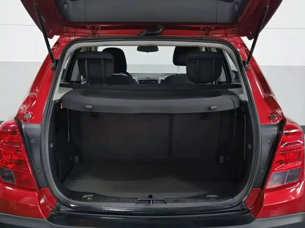 Chevrolet Trax 2014 — фото 16