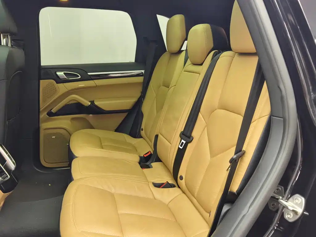 Porsche Cayenne New Energy 2017 — фото 10