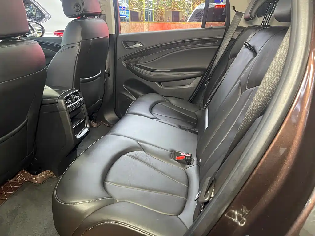 Buick Envision Plus 2020 — фото 9