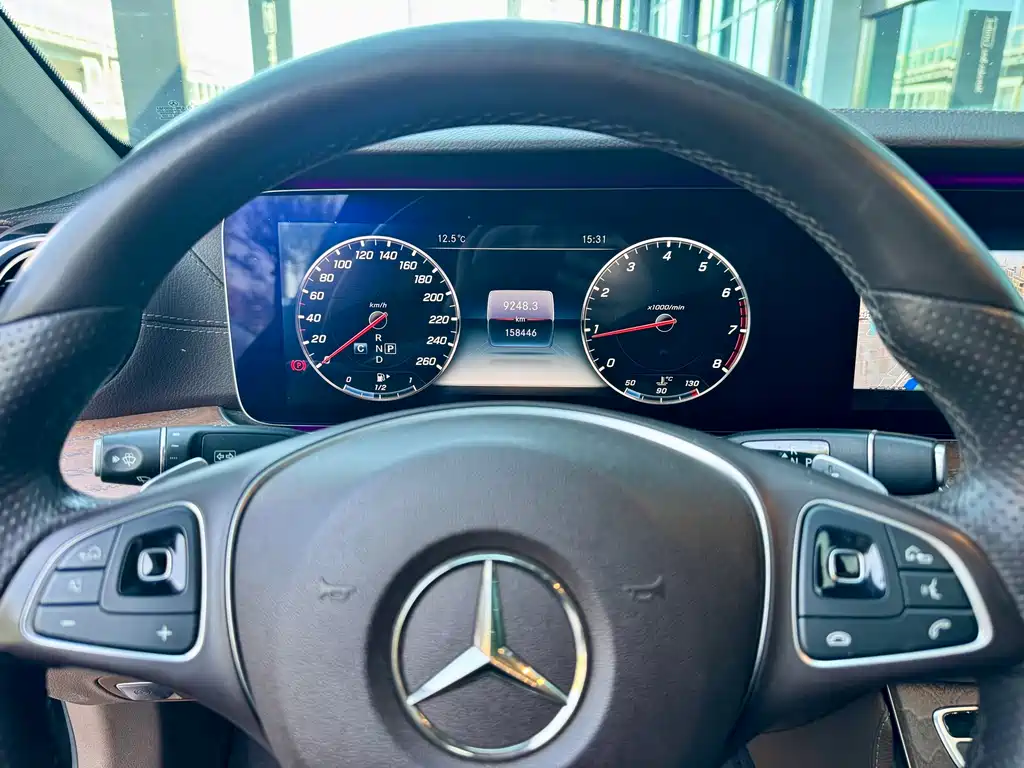 Mercedes-Benz E-Class 2018 — фото 4