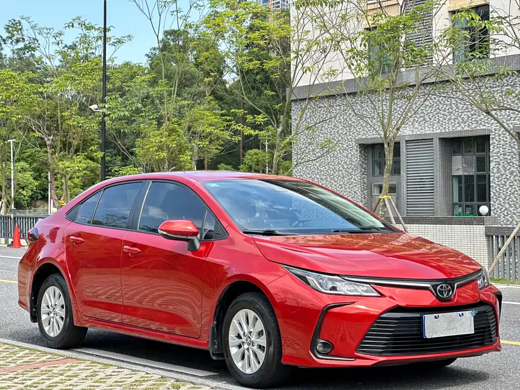 Toyota Corolla 2020 — фото 3
