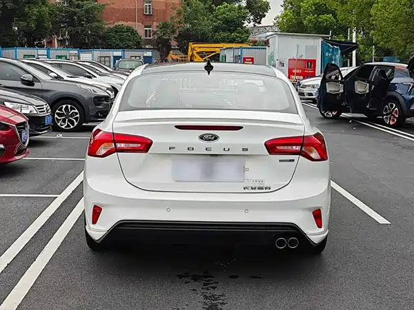 Ford Focus 2023