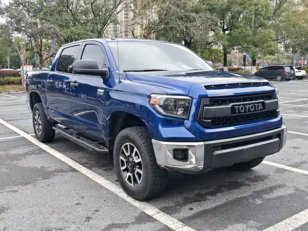 Toyota Tundra 2014