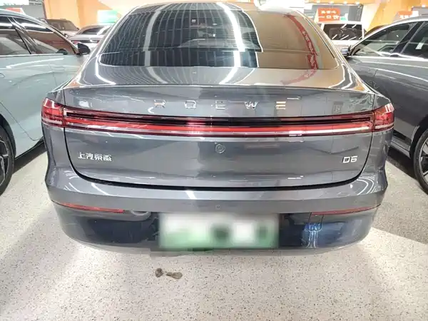 Roewe D6 2025
