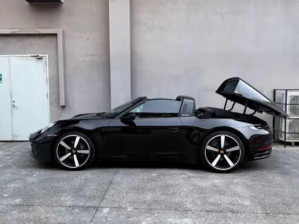 Porsche 911 2024