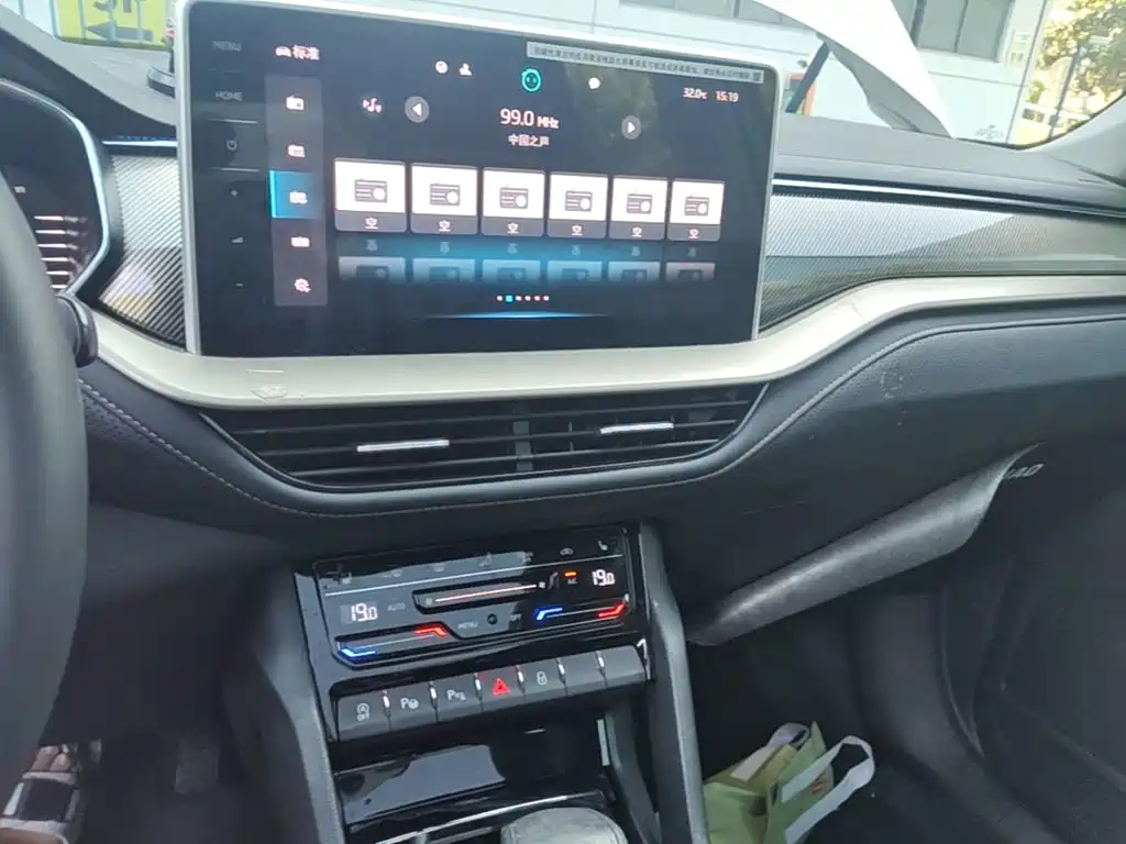Skoda Kodiaq 2023 — фото 18