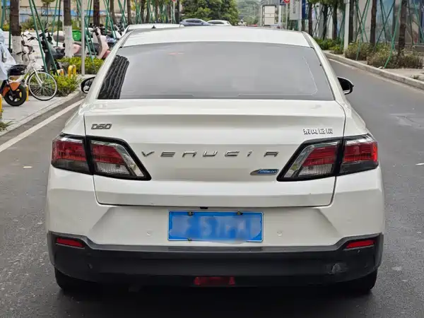 Venucia D60 2019