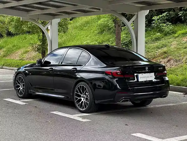 BMW 5 Series 2022