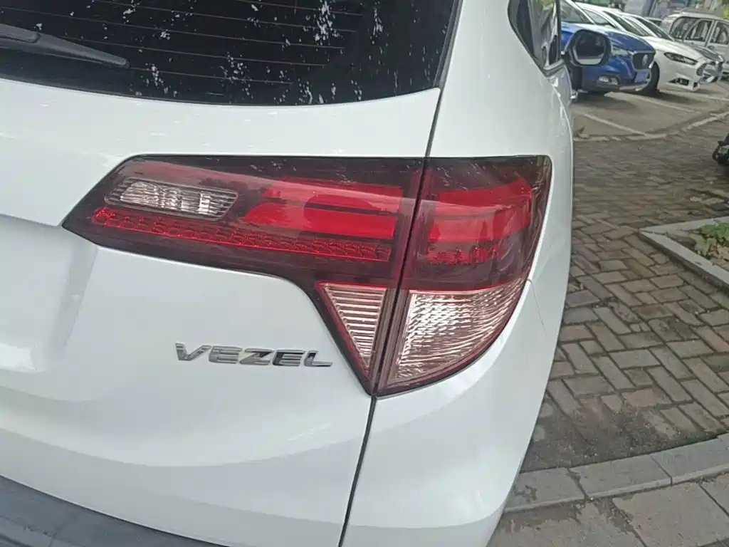 Honda Vezel 2018 — фото 8