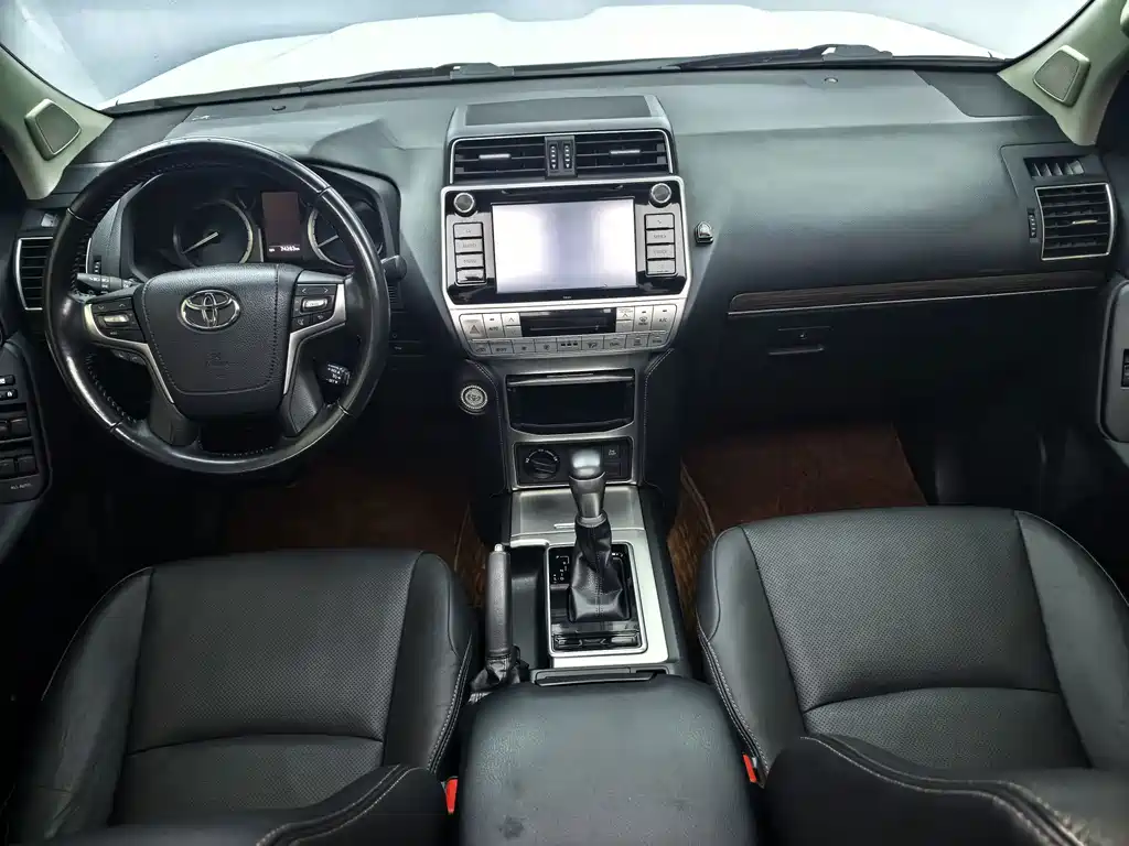 Toyota Prado 2020 — фото 16