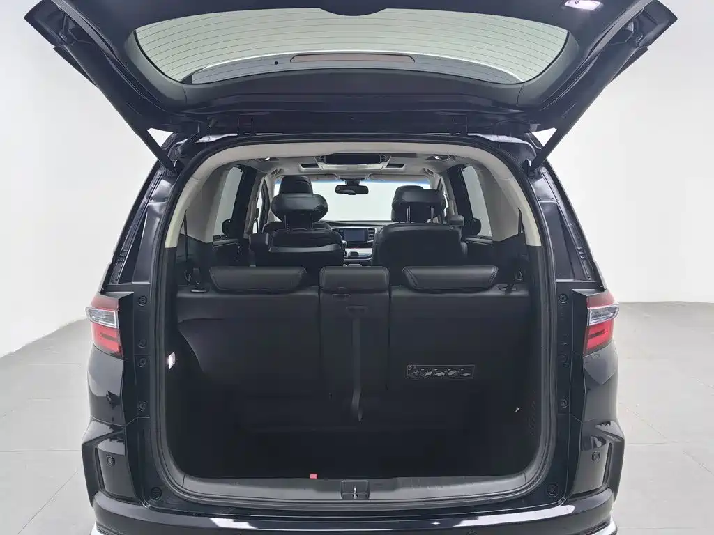 Honda Odyssey 2019 — фото 16
