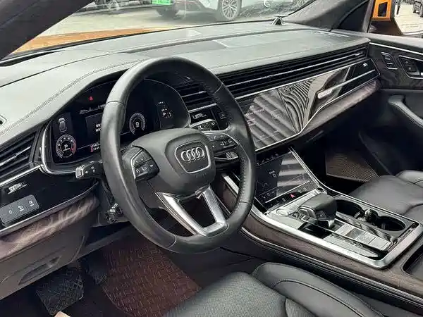 Audi Q8 2018