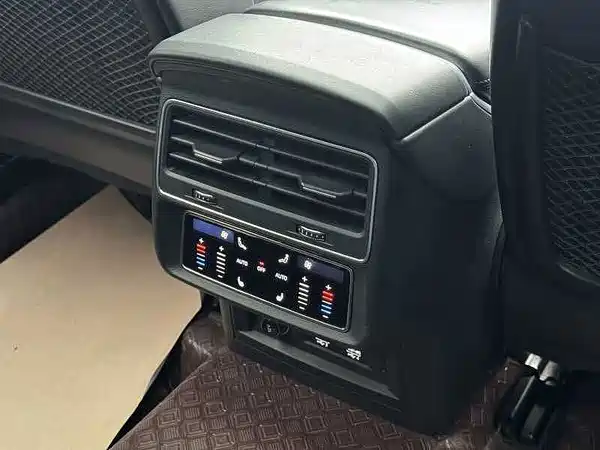 Audi Q8 2018