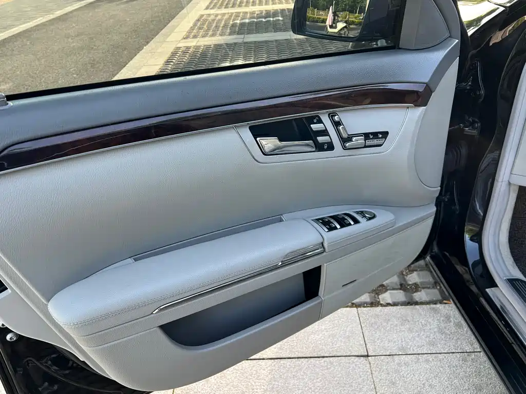 Mercedes-Benz S-Class 2012 — фото 17
