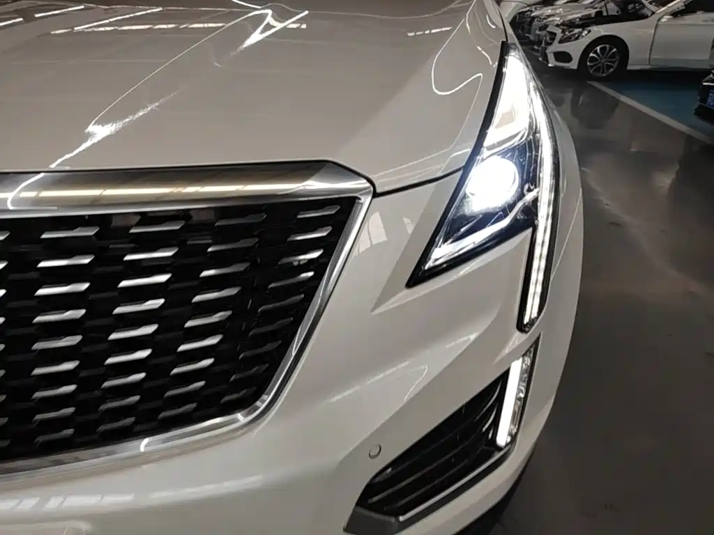 Cadillac XT5 2021 — фото 24