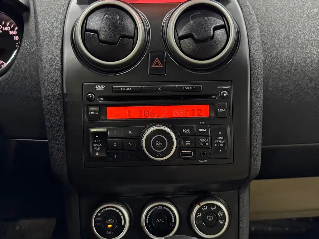 Nissan Qashqai 2014 — фото 17