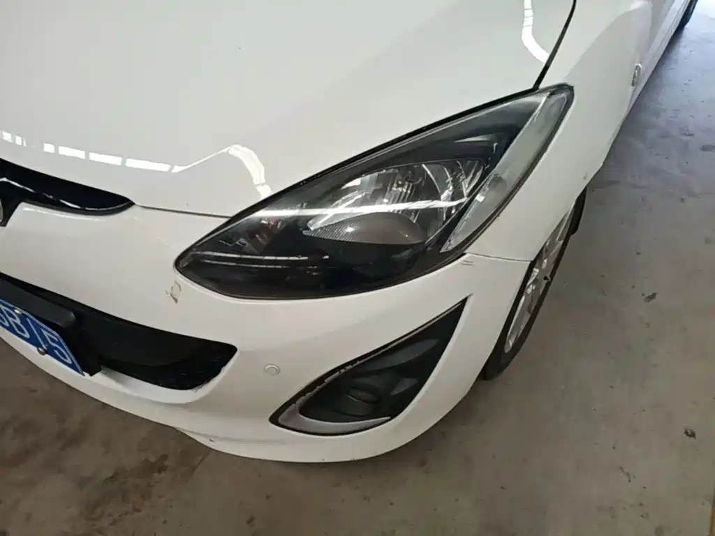 Mazda 2 2015 — фото 24