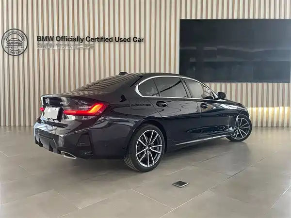 BMW 3 Series 2025