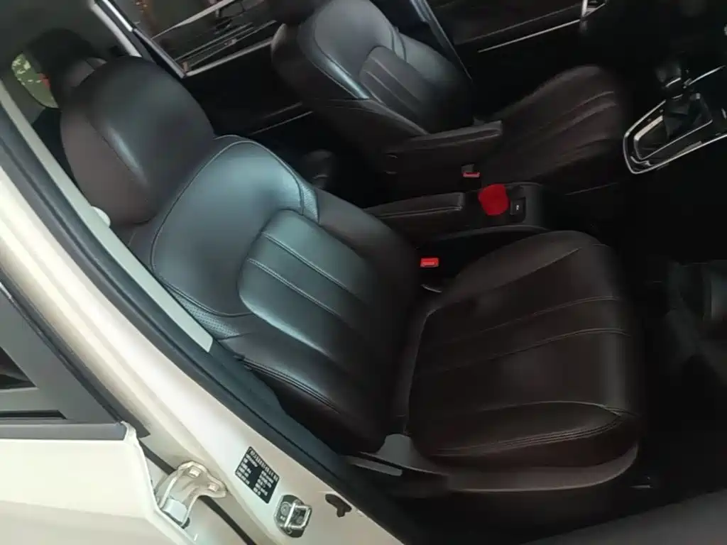 GAC Trumpchi M6 2019 — фото 23