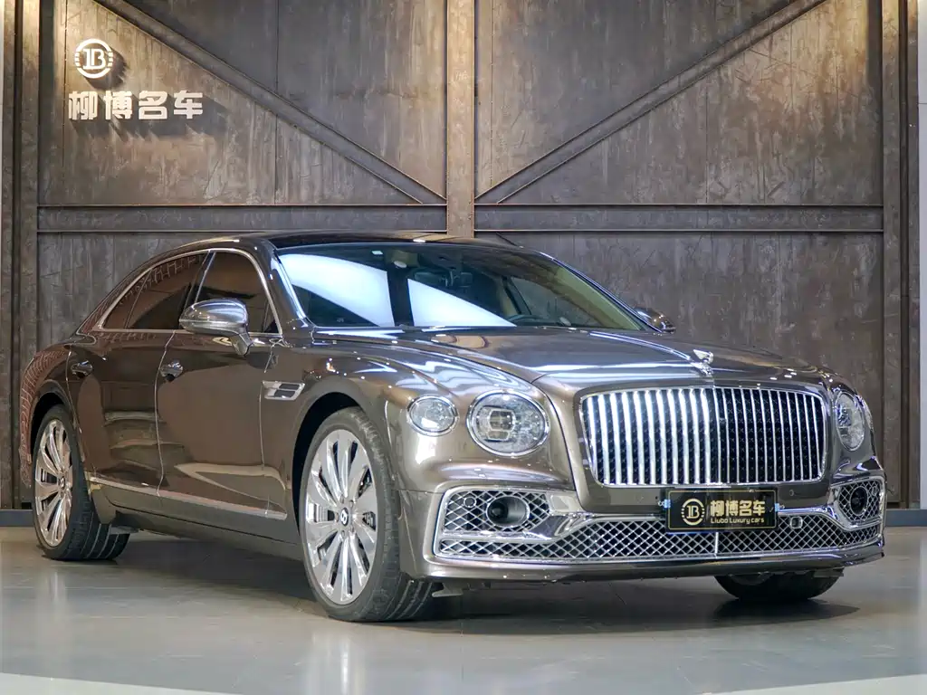 Bentley Flying Spur 2023 — фото 26